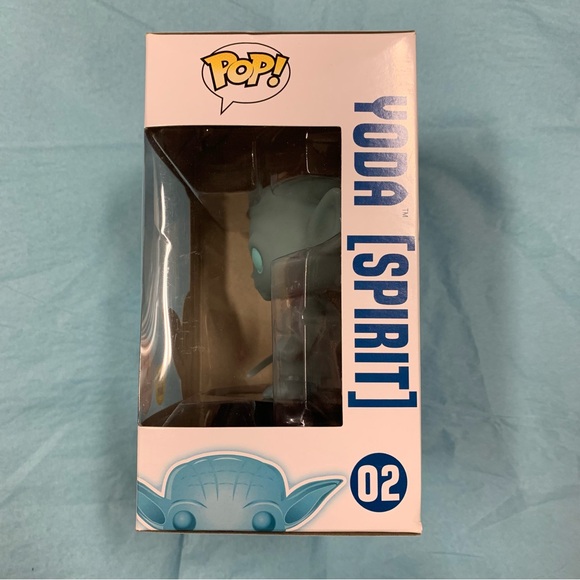 Funko POP! Star Wars #02 Yoda (Spirit) Glow in the Dark Walgreens Exclusive - Picture 3 of 6